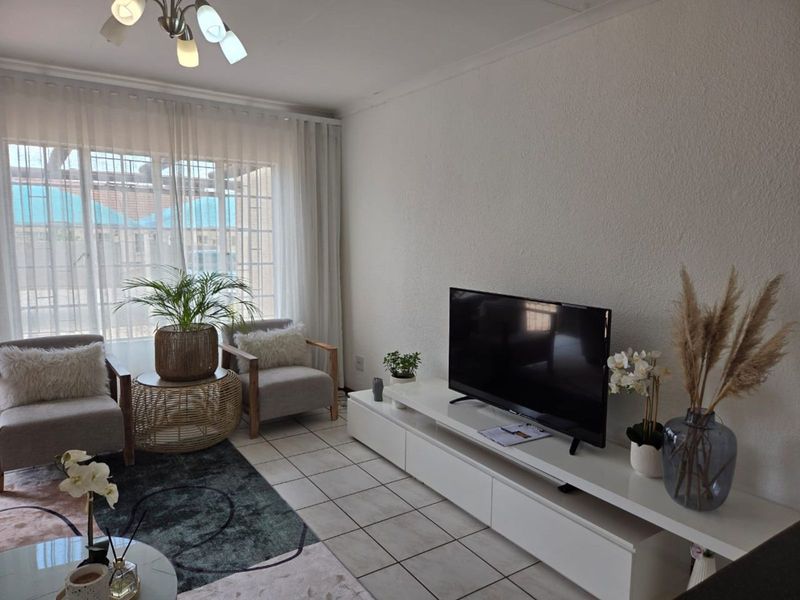 House For Sale in Bendor - Photo 6