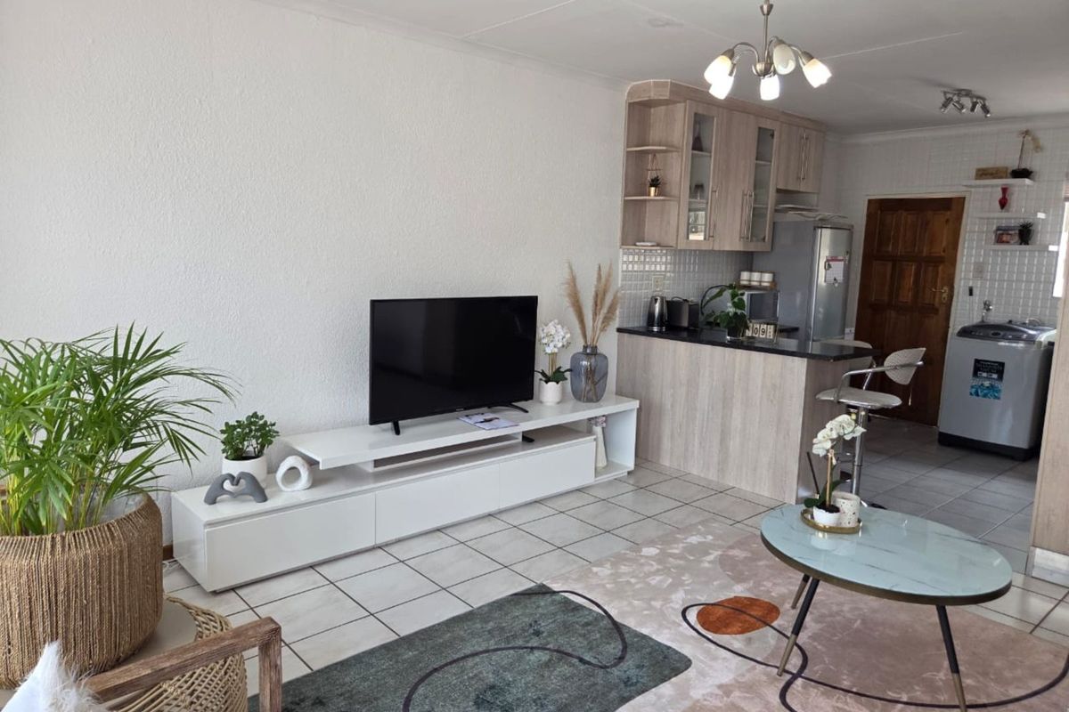 House For Sale in Bendor - Photo 3