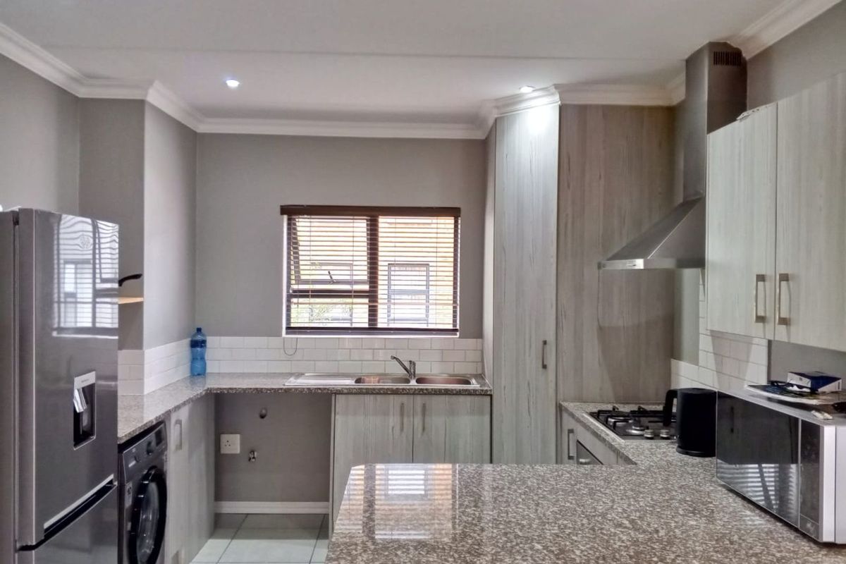 Apartment For Sale in Homes Haven - Photo 3