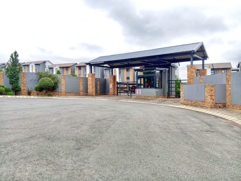 Apartment For Sale in Homes Haven - Photo 2