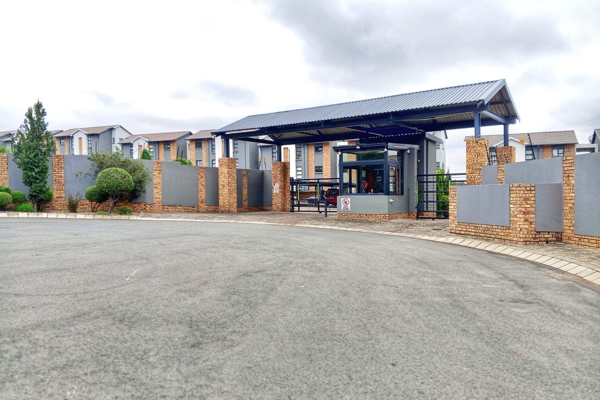 Apartment For Sale in Homes Haven - Photo 2