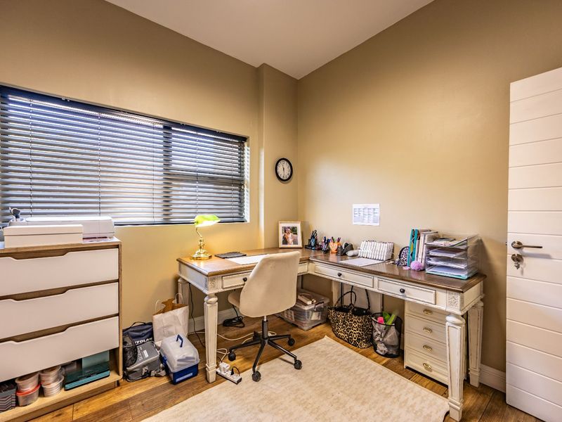 House For Sale in Boardwalk - Photo 5