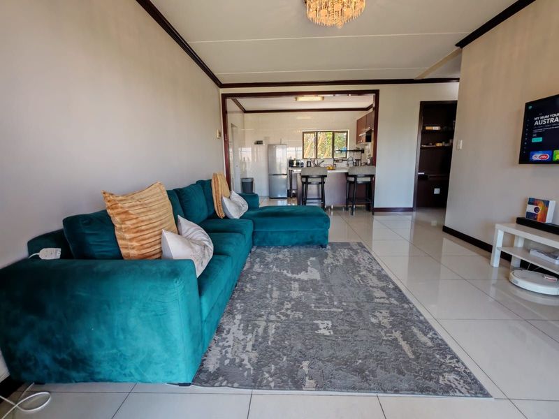 Apartment For Sale in Summerset - Photo 8