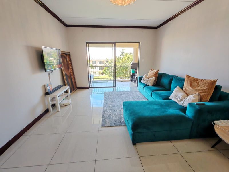 Apartment For Sale in Summerset - Photo 7