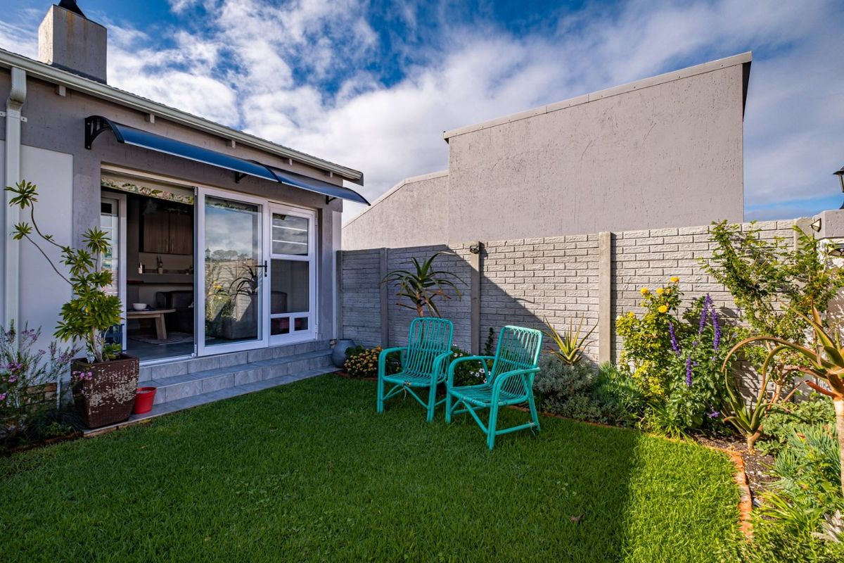 House For Sale in Pinelands - Photo 4