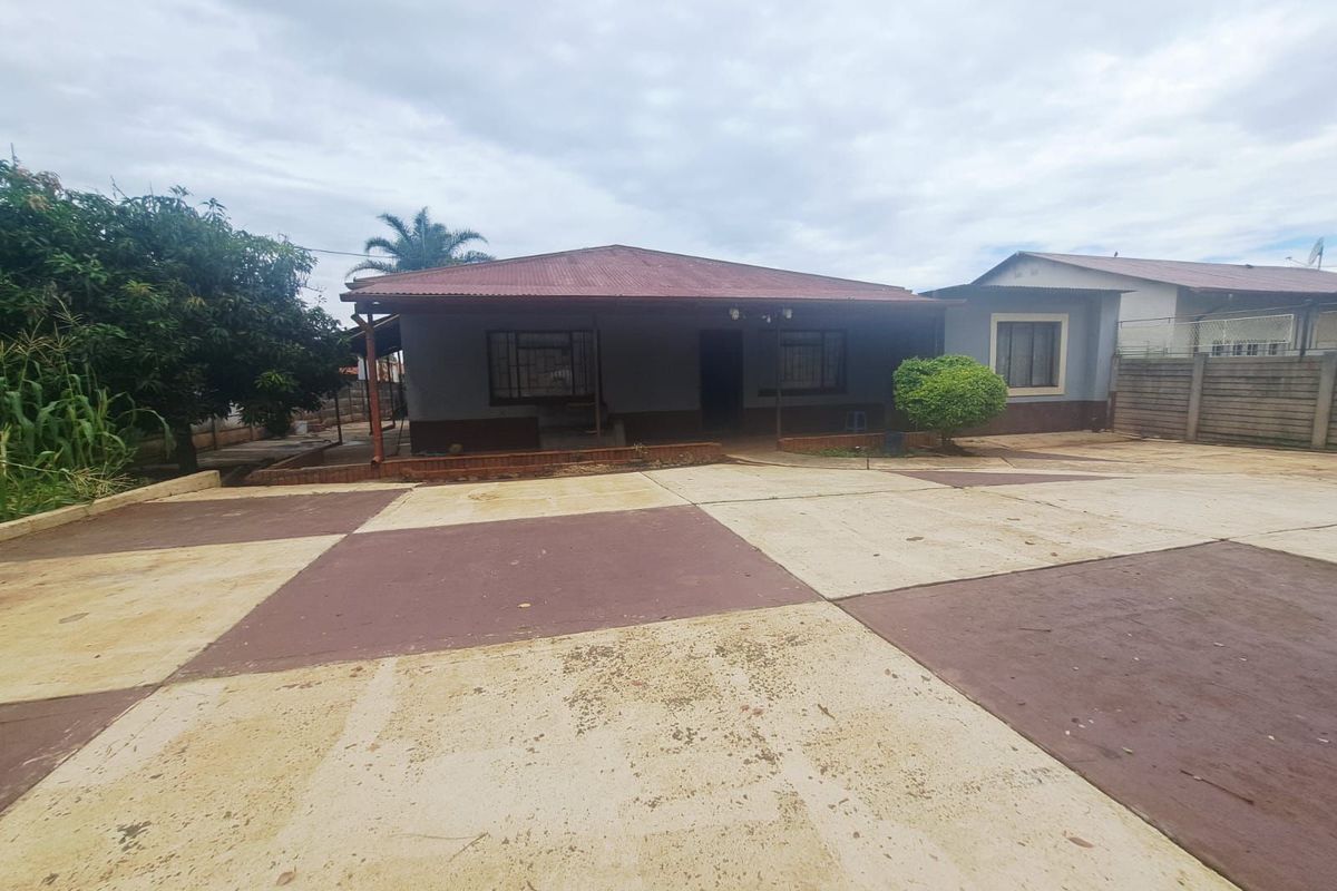 House For Sale in Danville - Photo 2