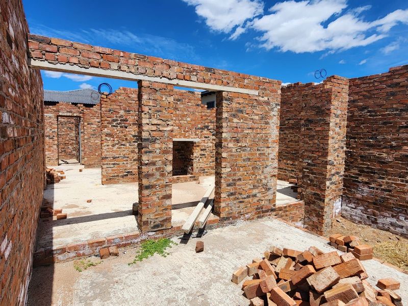 House For Sale in Woodhill Estate - Photo 9