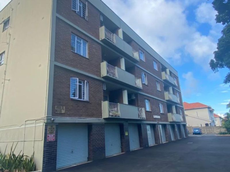 House To Rent in Windermere - Photo 2