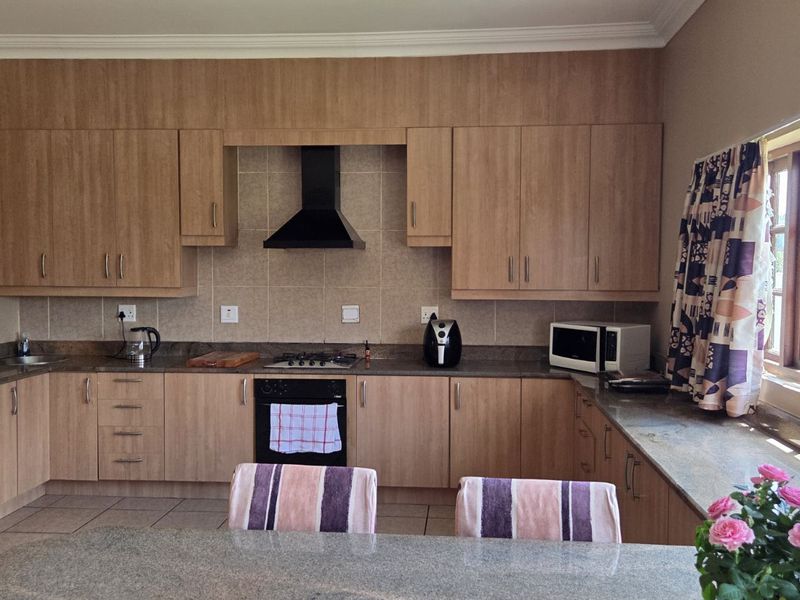 House For Sale in North Riding AH - Photo 6