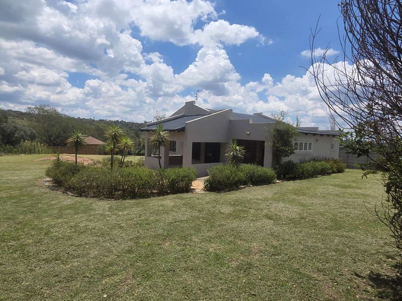 House For Sale in North Riding AH - Photo 3