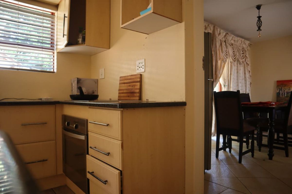 House For Sale in Bendor - Photo 5