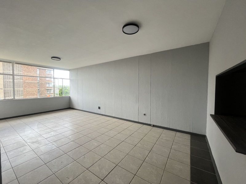 House For Sale in Sunnyside - Photo 8