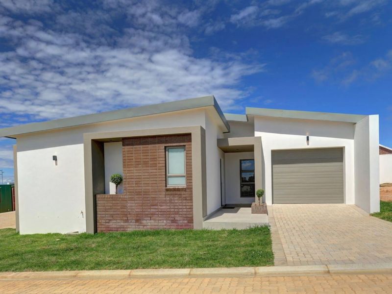 House For Sale in Heiderand - Photo 2