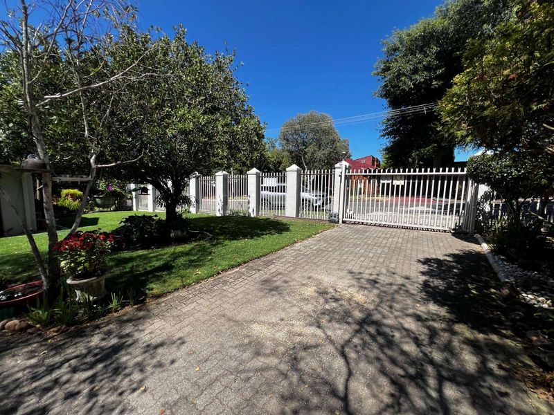 House For Sale in Volksrust Central - Photo 5