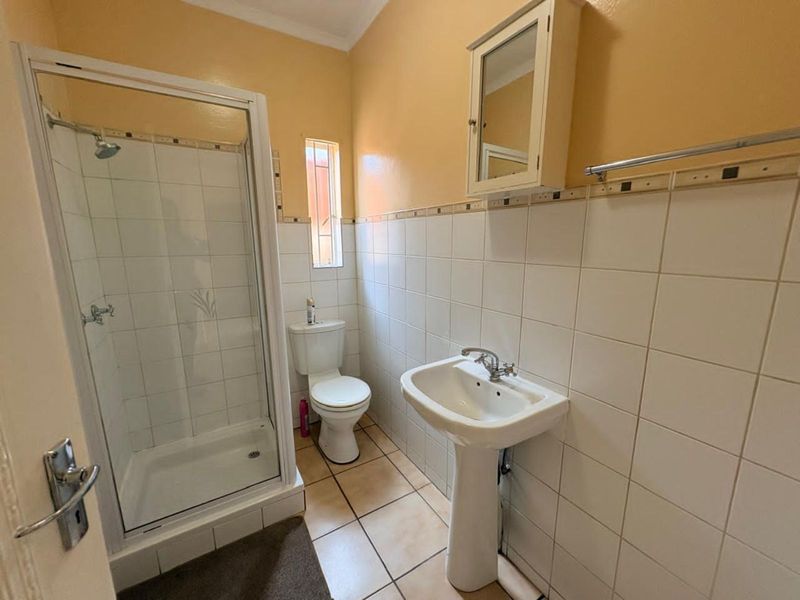 Townhouse For Sale in Carters Glen - Photo 10