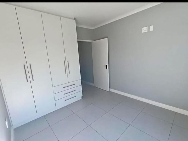 House For Sale in Fairview - Photo 8