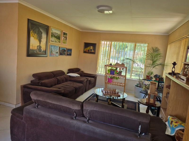 House For Sale in Groblerpark - Photo 9