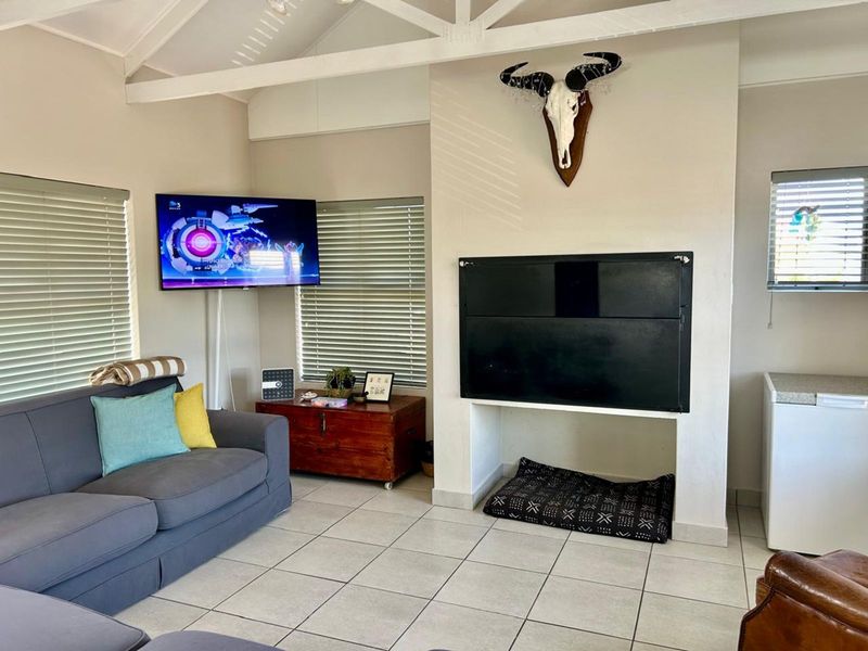 House For Sale in Stilbaai Wes - Photo 10