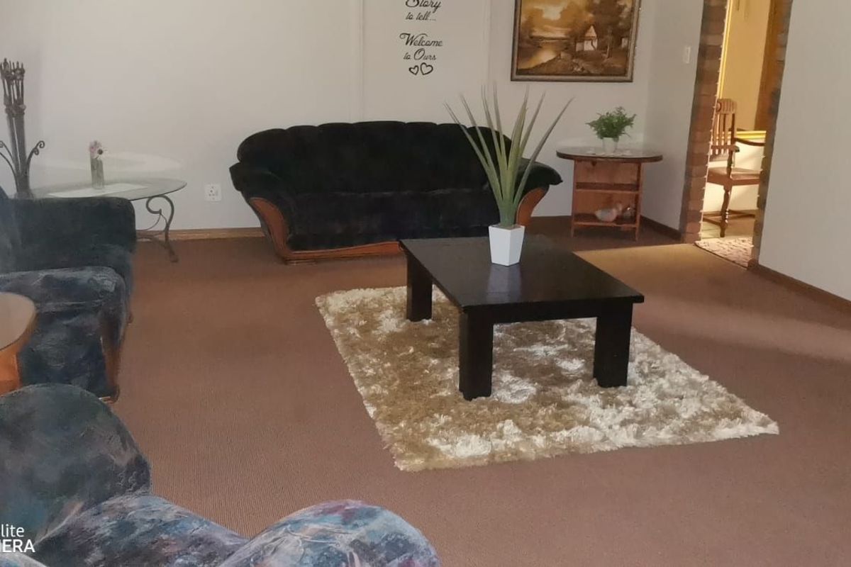 House For Sale in Secunda Central - Photo 5