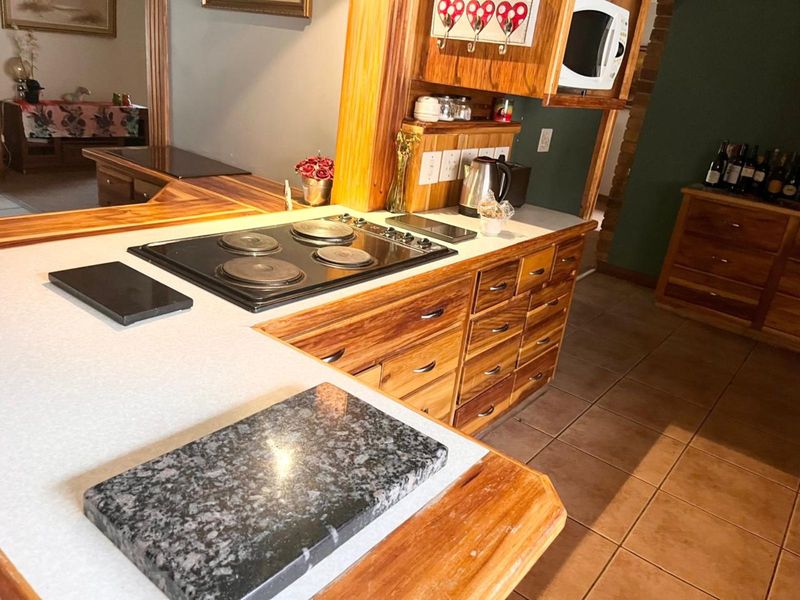 House For Sale in Secunda Central - Photo 3