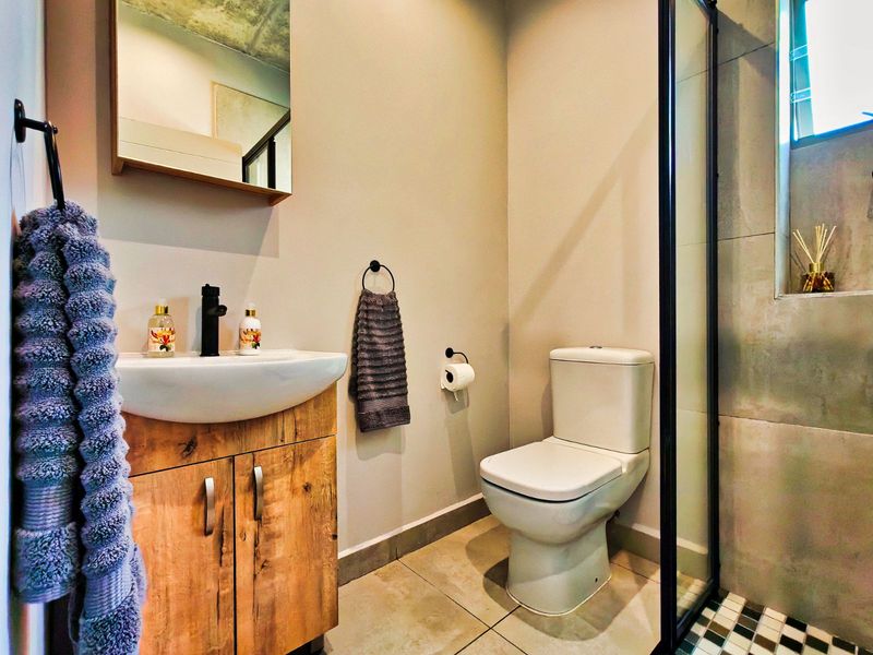 Apartment For Sale in George South - Photo 5