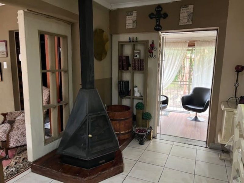 House For Sale in Evander - Photo 6