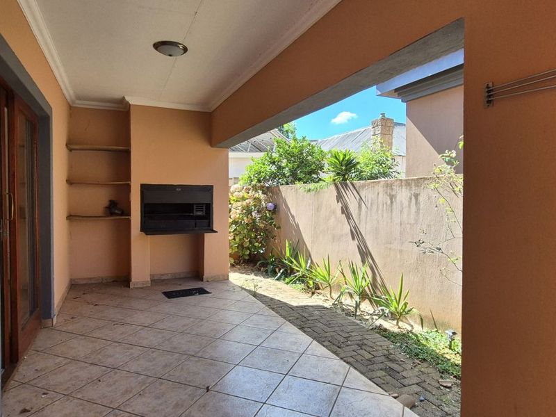 Townhouse For Sale in Lydenburg Central - Photo 8