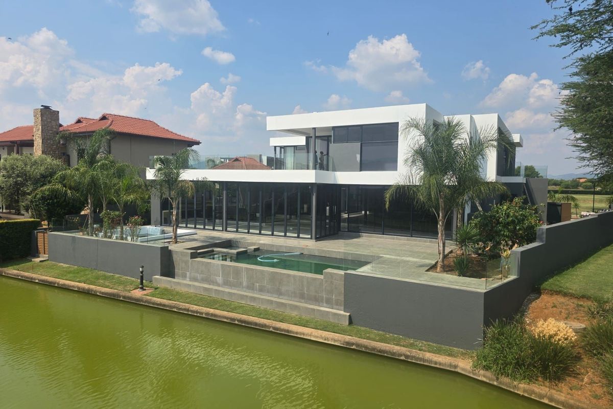 House For Sale in The Islands Estates - Photo 2