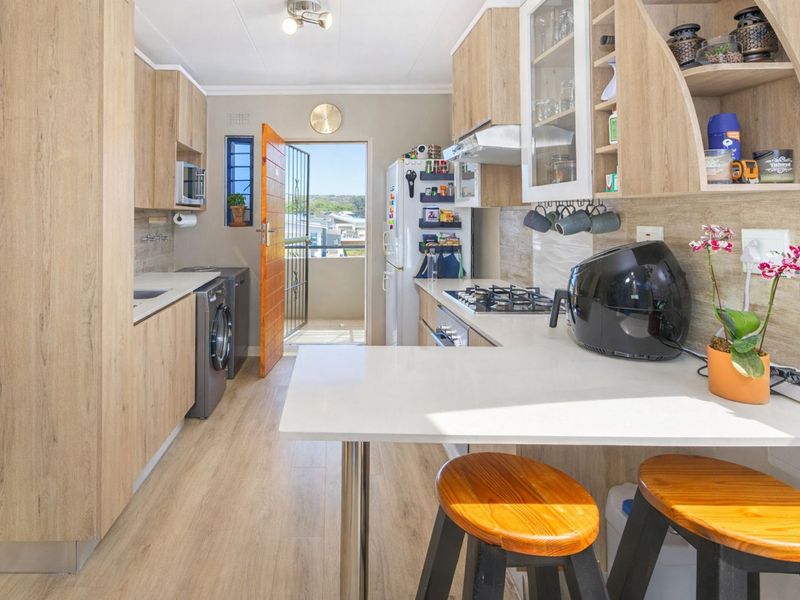 Apartment For Sale in Roodeplaat - Photo 7