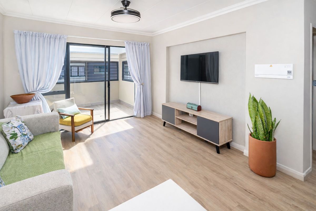 Apartment For Sale in Roodeplaat - Photo 4