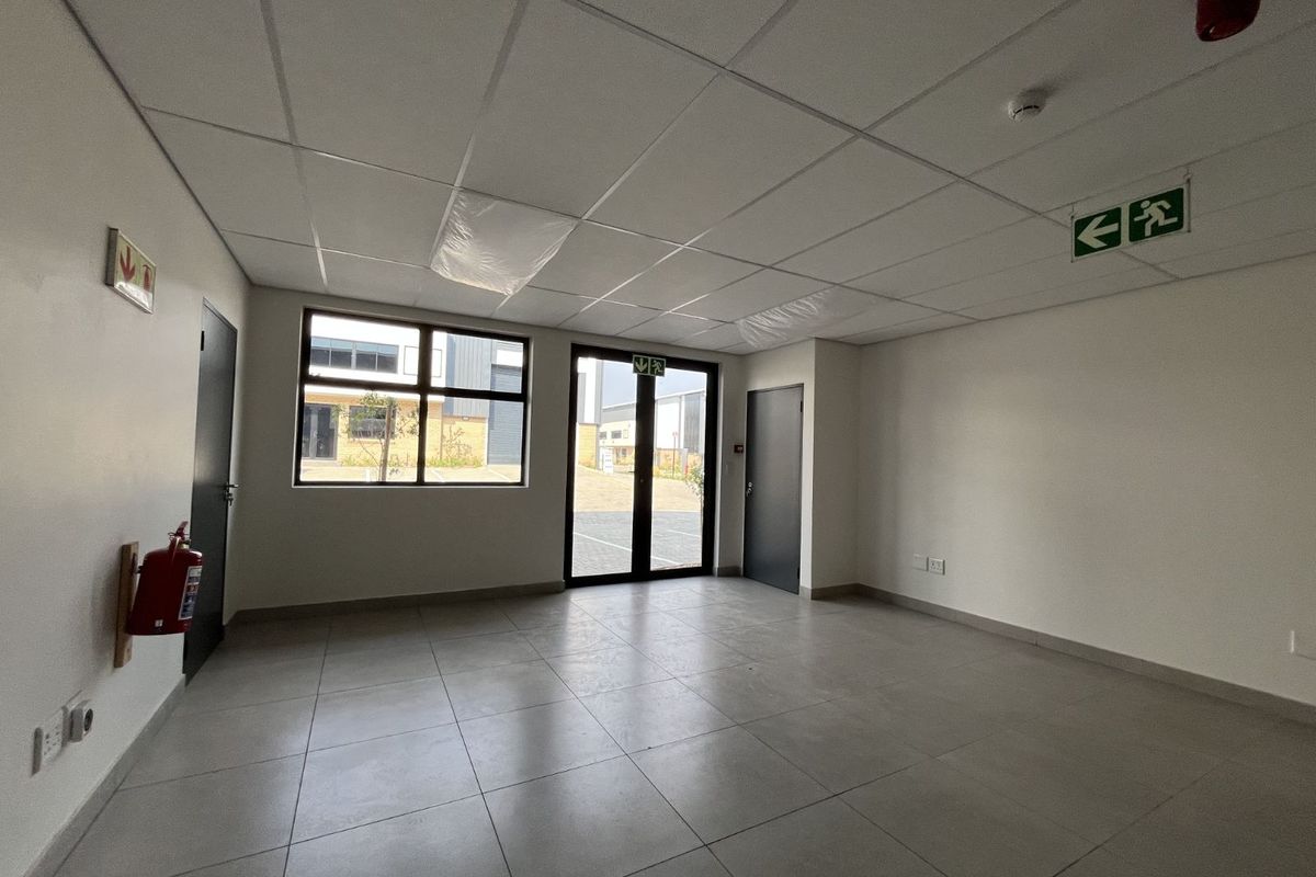 Industrial To Rent in Samrand Business Park - Photo 4