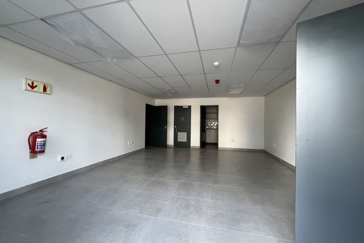 Industrial To Rent in Samrand Business Park - Photo 3