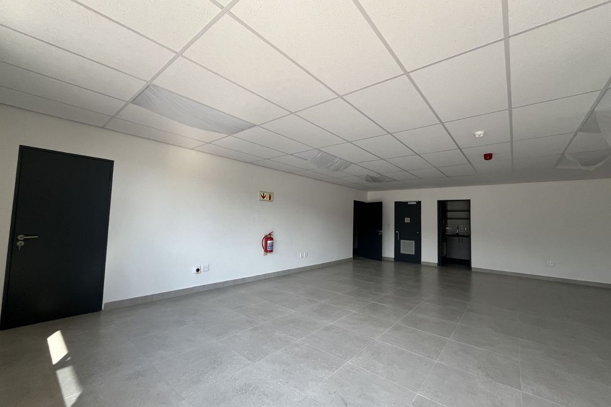 Industrial To Rent in Samrand Business Park - Photo 2