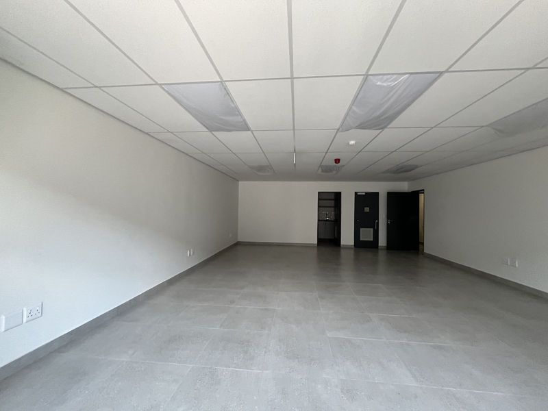 Industrial To Rent in Samrand Business Park - Photo 5