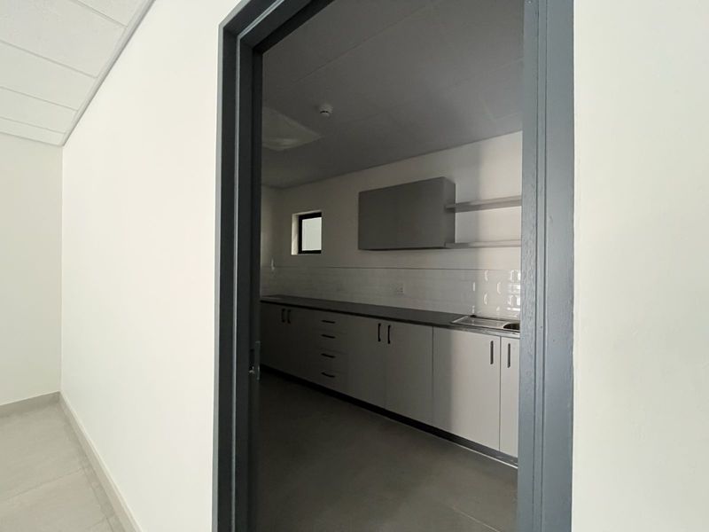 Industrial To Rent in Samrand Business Park - Photo 4