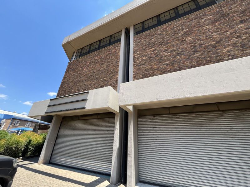 Industrial To Rent in Silvertondale - Photo 1