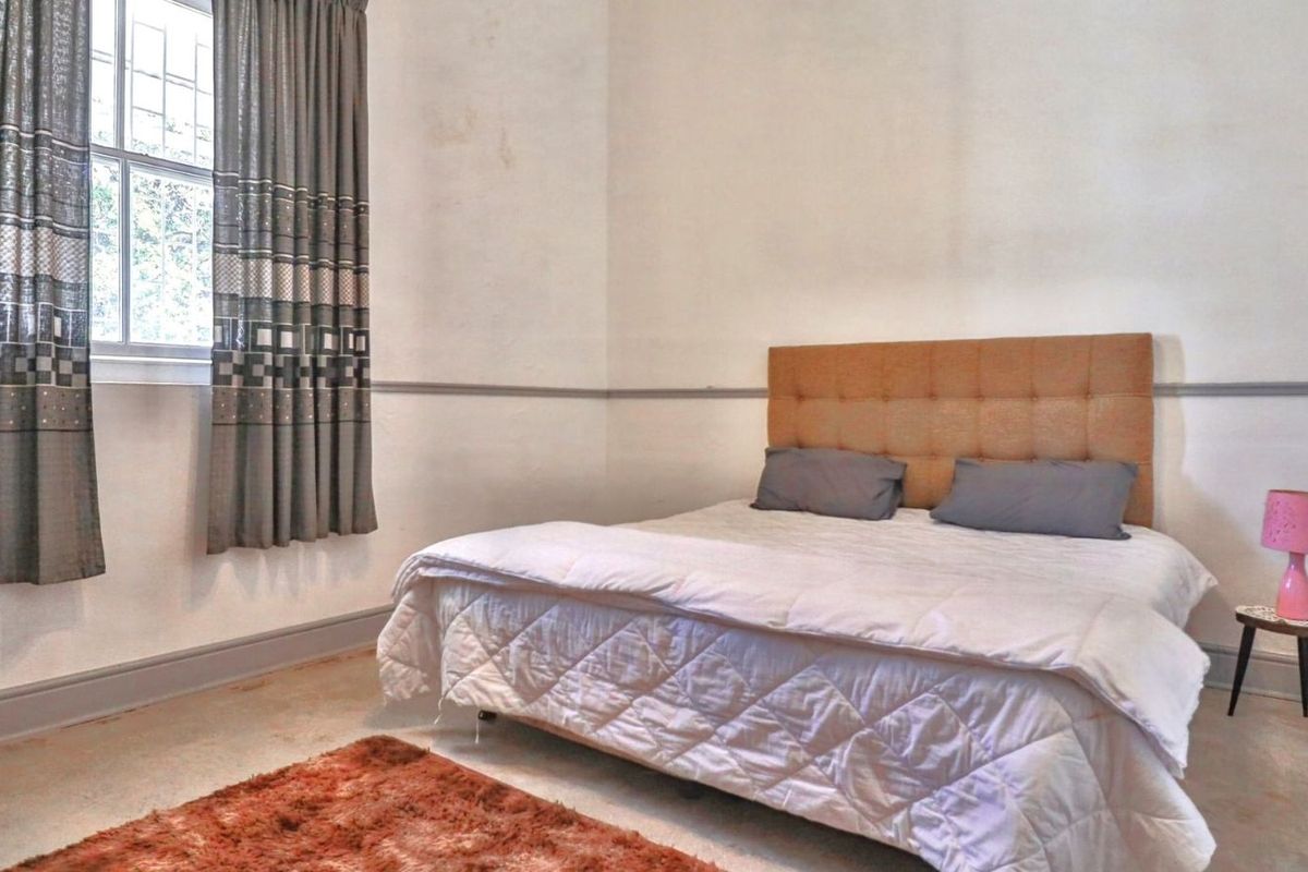 House For Sale in Robertson Central - Photo 5