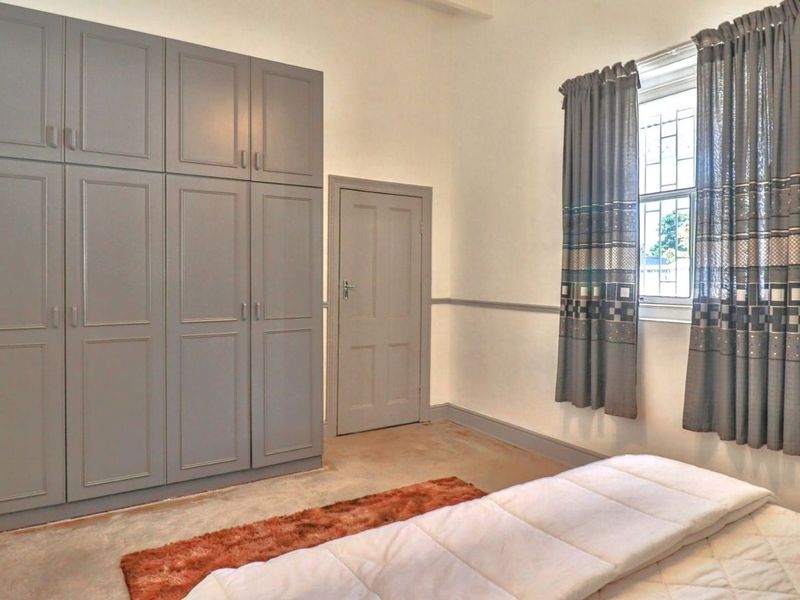 House For Sale in Robertson Central - Photo 6