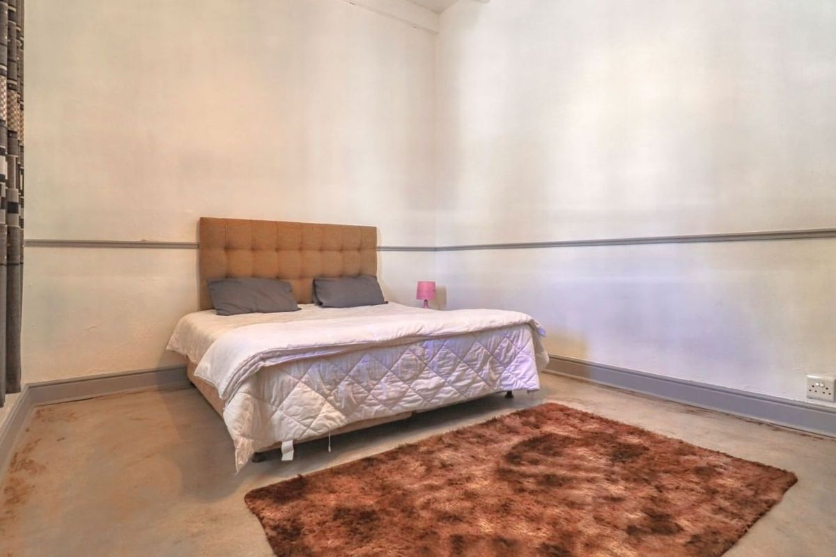 House For Sale in Robertson Central - Photo 4