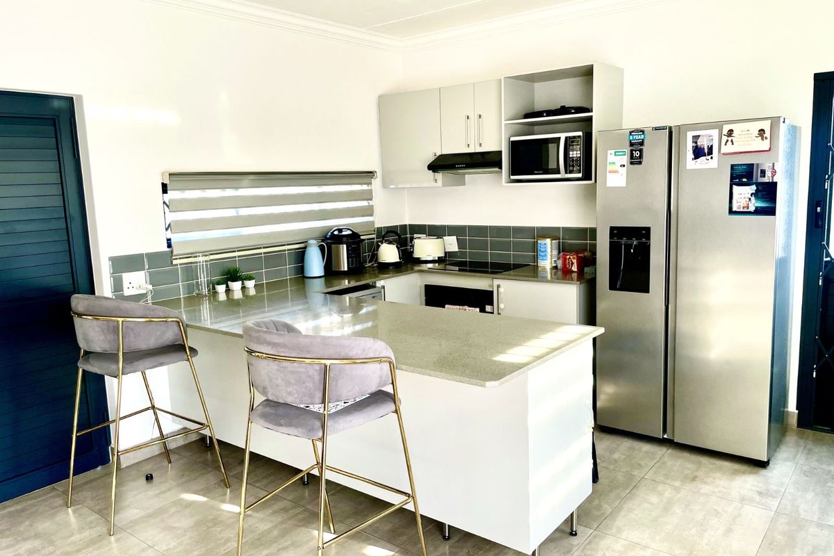 House For Sale in Thatchfield Ridge - Photo 5