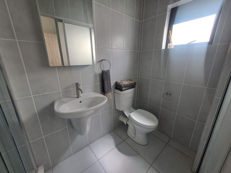 Apartment To Rent in Mooikloof - Photo 6