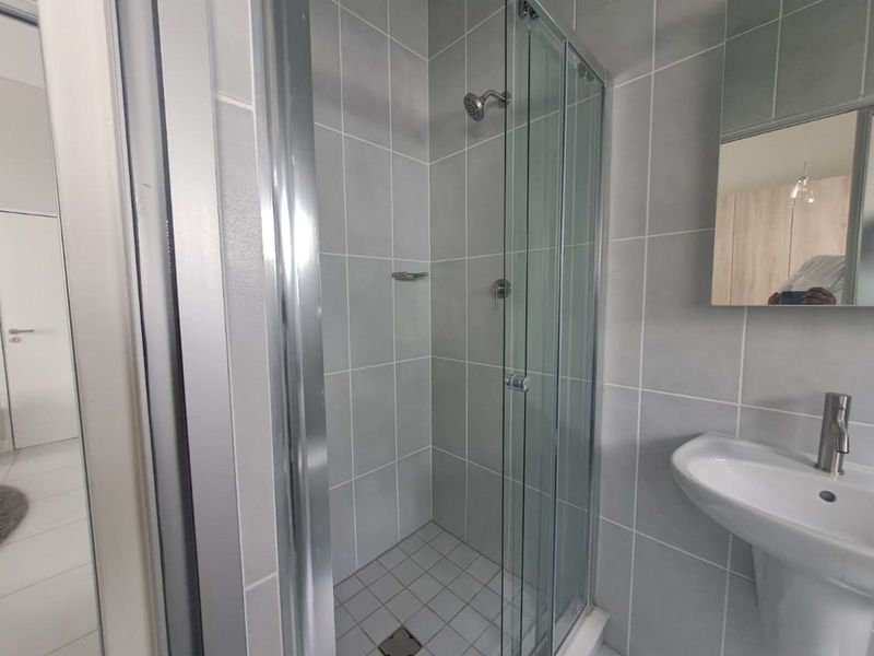 Apartment To Rent in Mooikloof - Photo 7