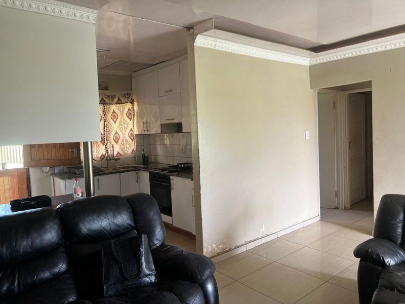 House For Sale in Richem - Photo 4