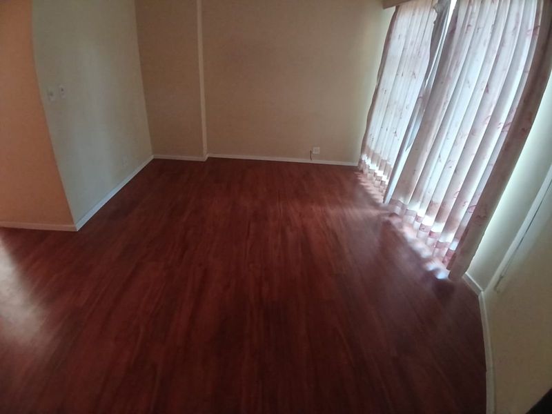 House For Sale in Gallo Manor - Photo 10