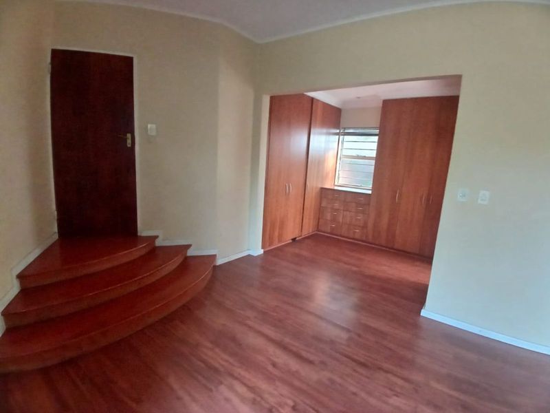 House For Sale in Gallo Manor - Photo 3