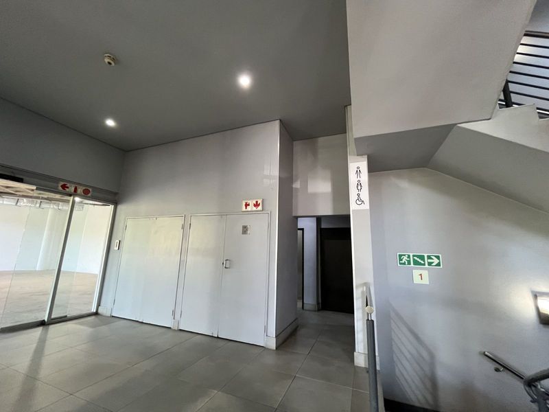 Retail To Rent in Zwartkop - Photo 3