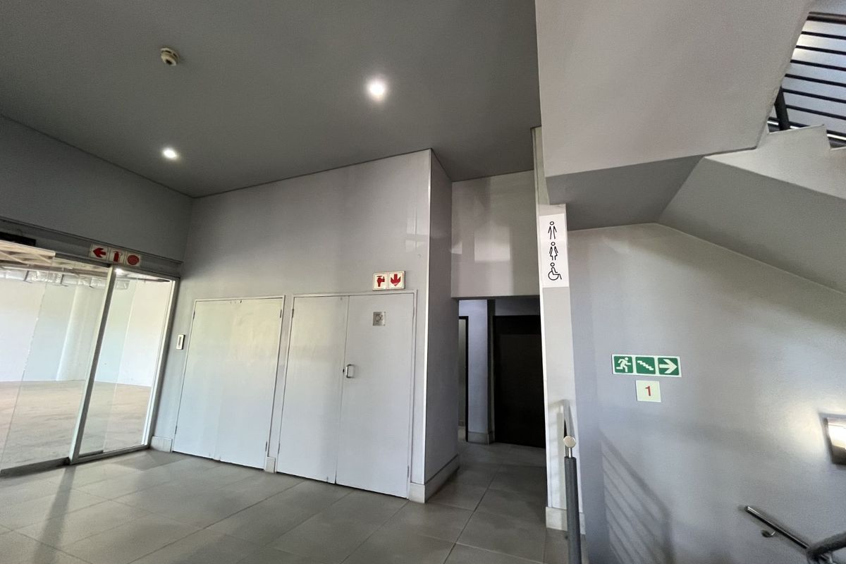 Retail To Rent in Zwartkop - Photo 3