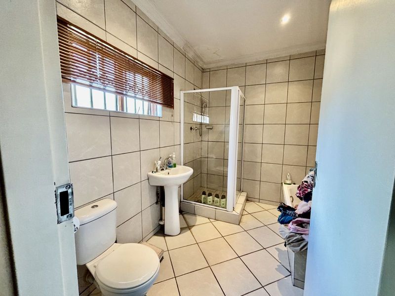 House For Sale in Menlo Park - Photo 6