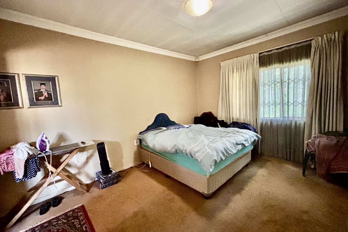 House For Sale in Menlo Park - Photo 5