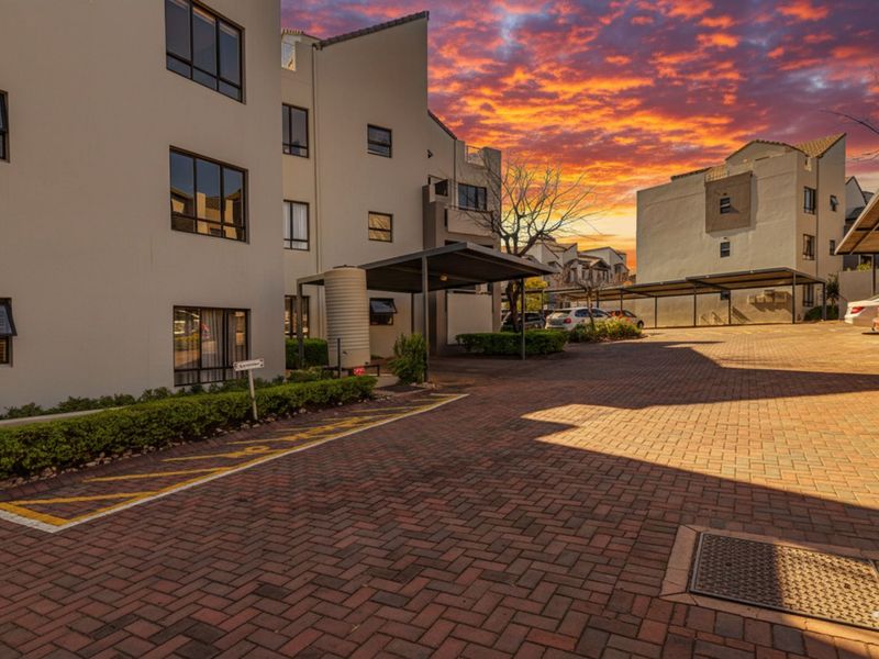 Apartment To Rent in Sunninghill - Photo 5